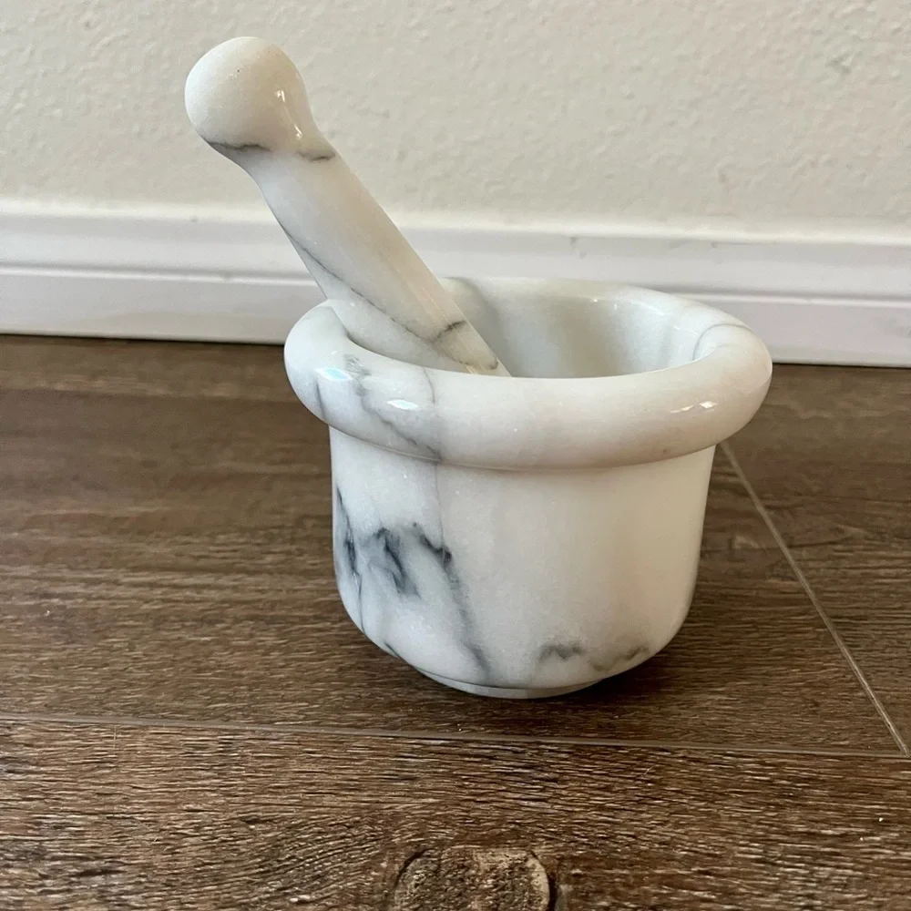 White Marble Mortar and Pestle